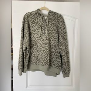 American Eagle 1/4 Zip Oversized Cheetah Hoodie L
